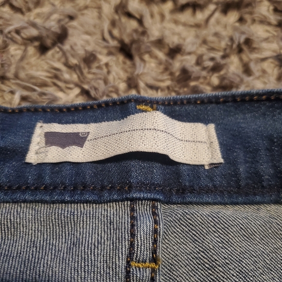 Levi's Womens Jean Capris - Picture 3 of 6